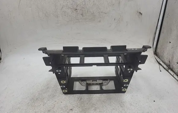 BMW 3 E90 E91 Center console 