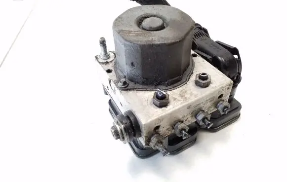 Mercedes-Benz CLA C117 X117 W117 ABS Pump A0094316612