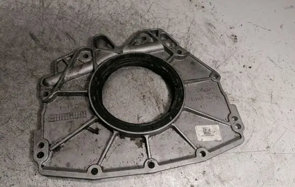 Mercedes-Benz E W211 Other engine bay part 810439290 7255379