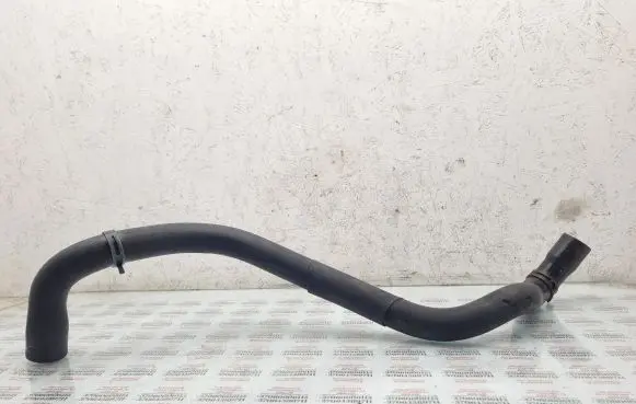 Volkswagen Golf IV Engine coolant pipe/hose
