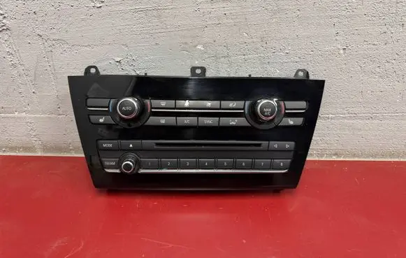 BMW X3 F25 Climate control unit 9353110 64119353110