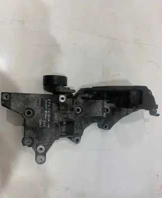 Skoda Octavia Mk2 (1Z) Generator/alternator bracket 03L903143Q