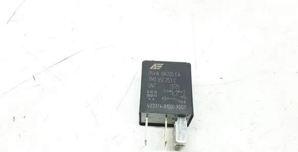 Audi Q7 4L Other relay 7M0951253C