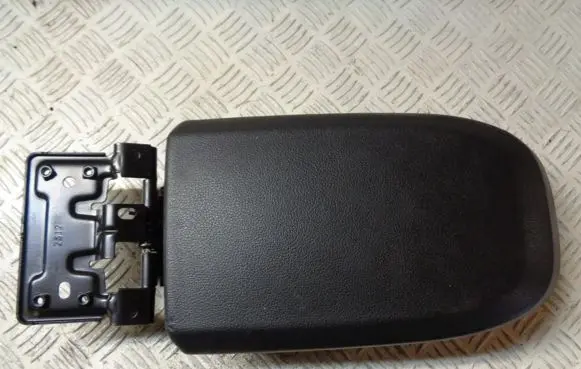 Ford Kuga I Armrest