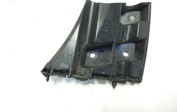 Volvo V40 Front bumper mounting bracket 31395101