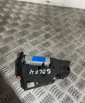 Volkswagen Golf IV Sunroof motor/actuator 1J6959591