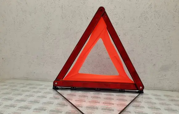 Seat Exeo (3R) Emergency warning sign 