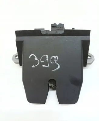 Volvo V40 Tailgate/trunk/boot lock/catch/latch 31440245