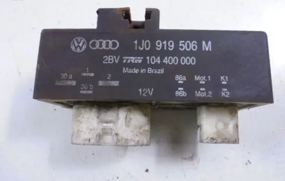 Volkswagen Polo Fan control module 1J0919506M