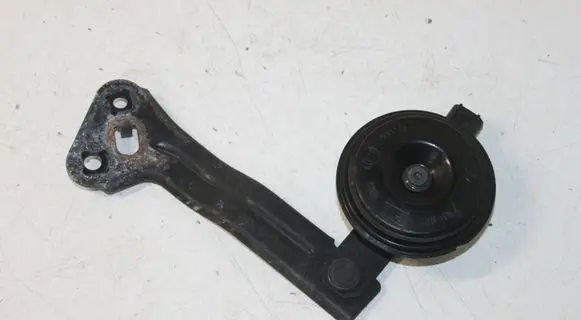 Toyota Urban Cruiser (XP110) Horn signal 8656052050