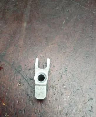 Opel Zafira C Fuel Injector clamp holder 82546973940 973940