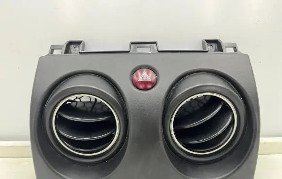 Mitsubishi Colt Dash center air vent grill 8002a583zz