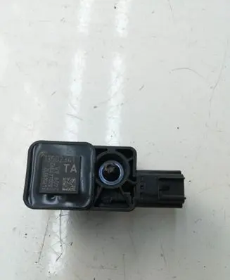 Opel Insignia A Airbag deployment crash/impact sensor 13502341 343149712