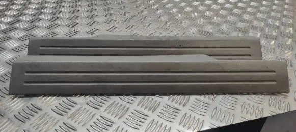 KIA Sorento Front sill trim cover 858713E000 858703E000