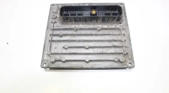 Ford Fiesta Engine control unit/module 6S6112A650HD S120977316D