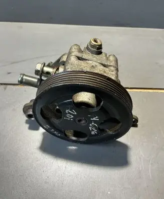 Mazda 626 Power steering pump GE4T32650C