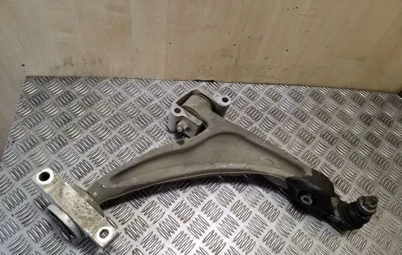 Volvo XC90 Front lower control arm/wishbone