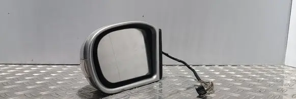 Mercedes-Benz C W203 Front door electric wing mirror 413133417