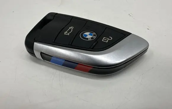 BMW 2 F46 Ignition key/card 6805998