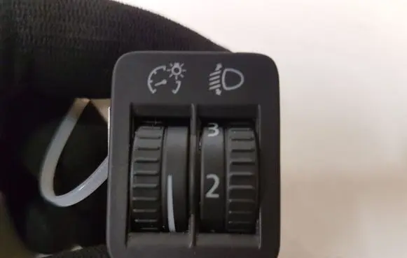 Volkswagen PASSAT B6 Headlight level height control switch 3C0941333A