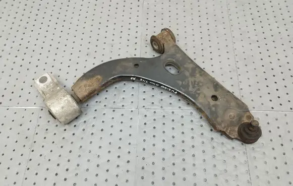 Ford Fusion Front lower control arm/wishbone
