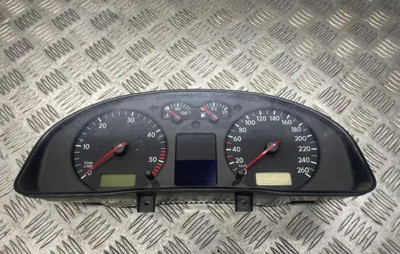 Volkswagen PASSAT B5 Speedometer (instrument cluster) 3B0920822A 0263623024 2124130364