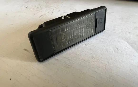 Peugeot 308 Number plate light 9688349480 2KA00822410