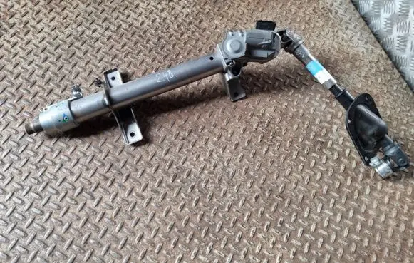 Mercedes-Benz Sprinter W906 Steering wheel axle A0375456132