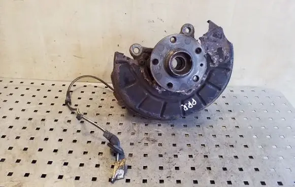 Seat Altea XL Front wheel hub