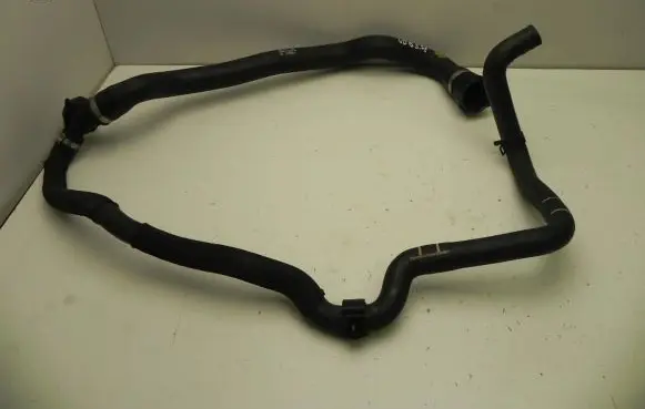 BMW 2 F46 Engine coolant pipe/hose 7617363 VD8337