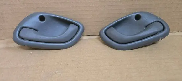 Suzuki Ignis Front door interior handle 8310275G00 8310175G00