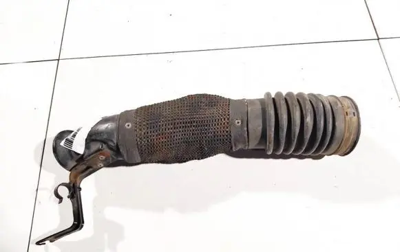 Toyota RAV 4 (XA20) Air intake hose/pipe 1775028010 17750-28010