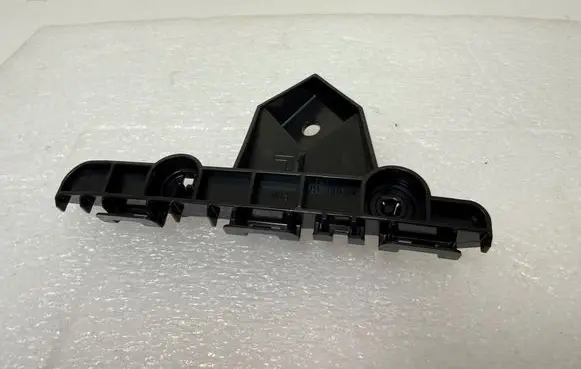 Mitsubishi Space Star Fender mounting bracket 6400J645 T1369TR