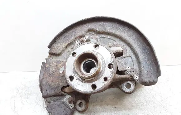 Volvo V70 Front wheel hub spindle knuckle