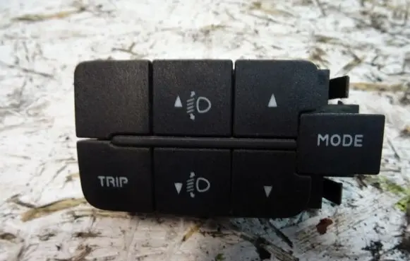 Iveco Daily 35.8 - 9 Other switches/knobs/shifts 69500781
