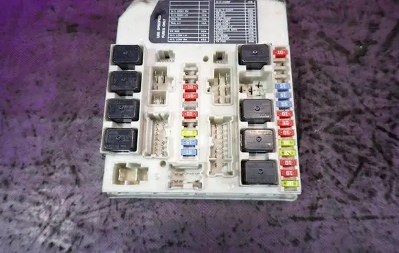 Nissan Note (E11) Fuse box set
