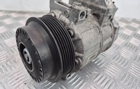 Mercedes-Benz C W204 Air conditioning (A/C) compressor (pump) A0022304511 0090808933 Z0006615D