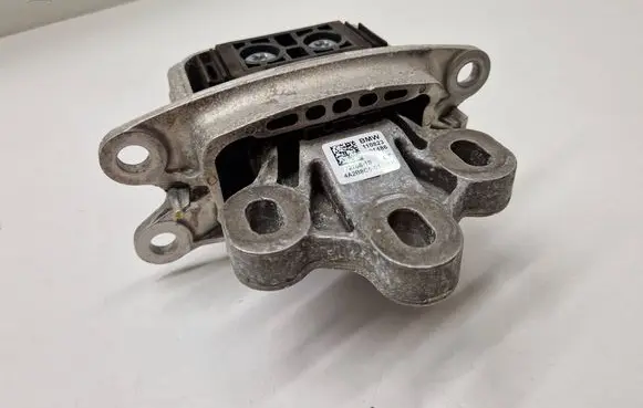 BMW 2 Active Tourer U06 Gearbox mounting bracket 4A2B8C5