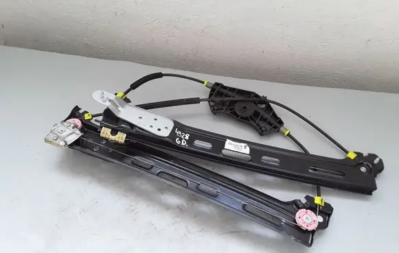 Volkswagen Sharan Rear window lifting mechanism without motor 7N0843700F 36175000F