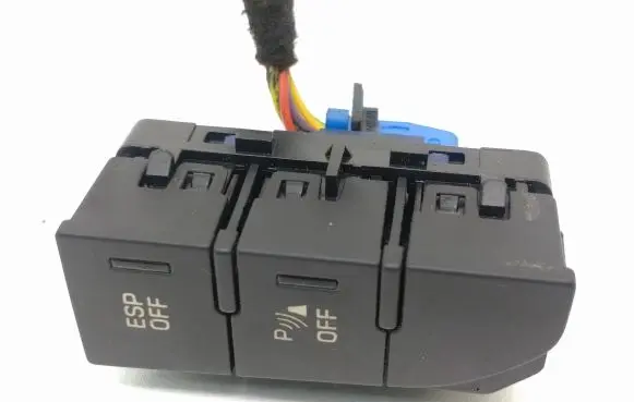 Citroen C5 ESP (stability program) switch 3384520100
