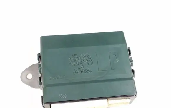 Lexus GS 250 350 300H 450H Door control unit/module 8922330120