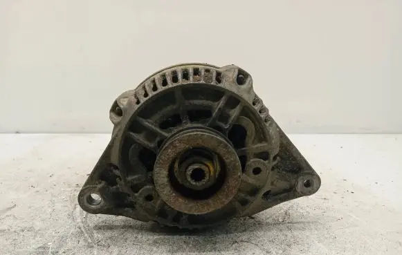 Mitsubishi Carisma Generator/alternator MD318458 0123315008