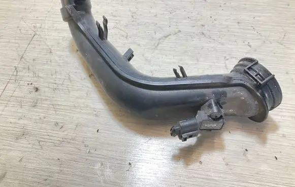 Audi A3 S3 8P Intercooler hose/pipe 03C145673H