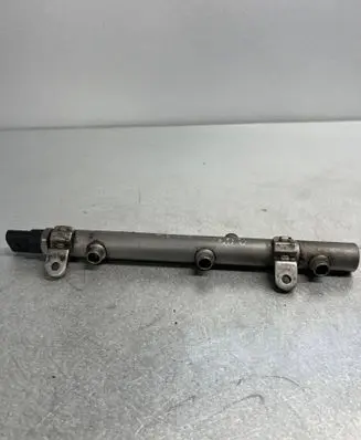 Jeep Grand Cherokee Fuel main line pipe 10016548