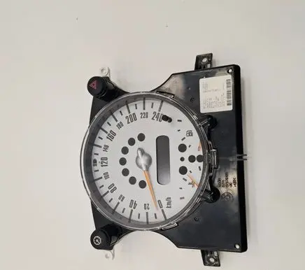 Speedometer (instrument cluster)