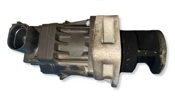 Maserati Ghibli EGR valve K5T70977