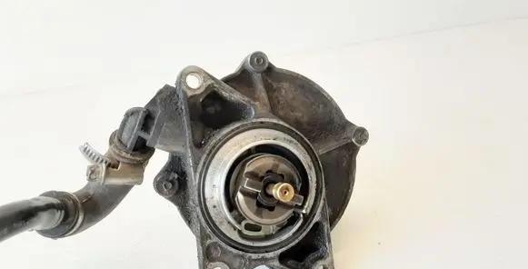 Audi A6 S6 C5 4B Vacuum pump 057145100C 72260806C