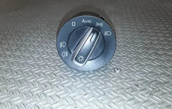 Volkswagen PASSAT B7 Light switch 3C8941431A
