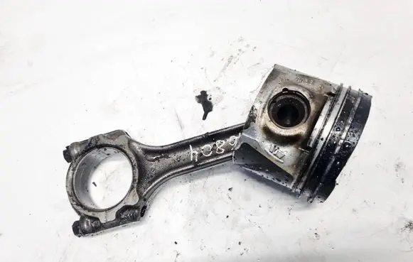 Chrysler Voyager Piston with connecting rod 