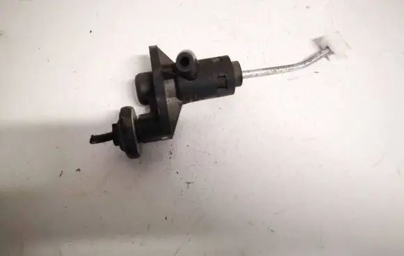Audi A4 S4 B7 8E 8H Clutch master cylinder 8e1721401a